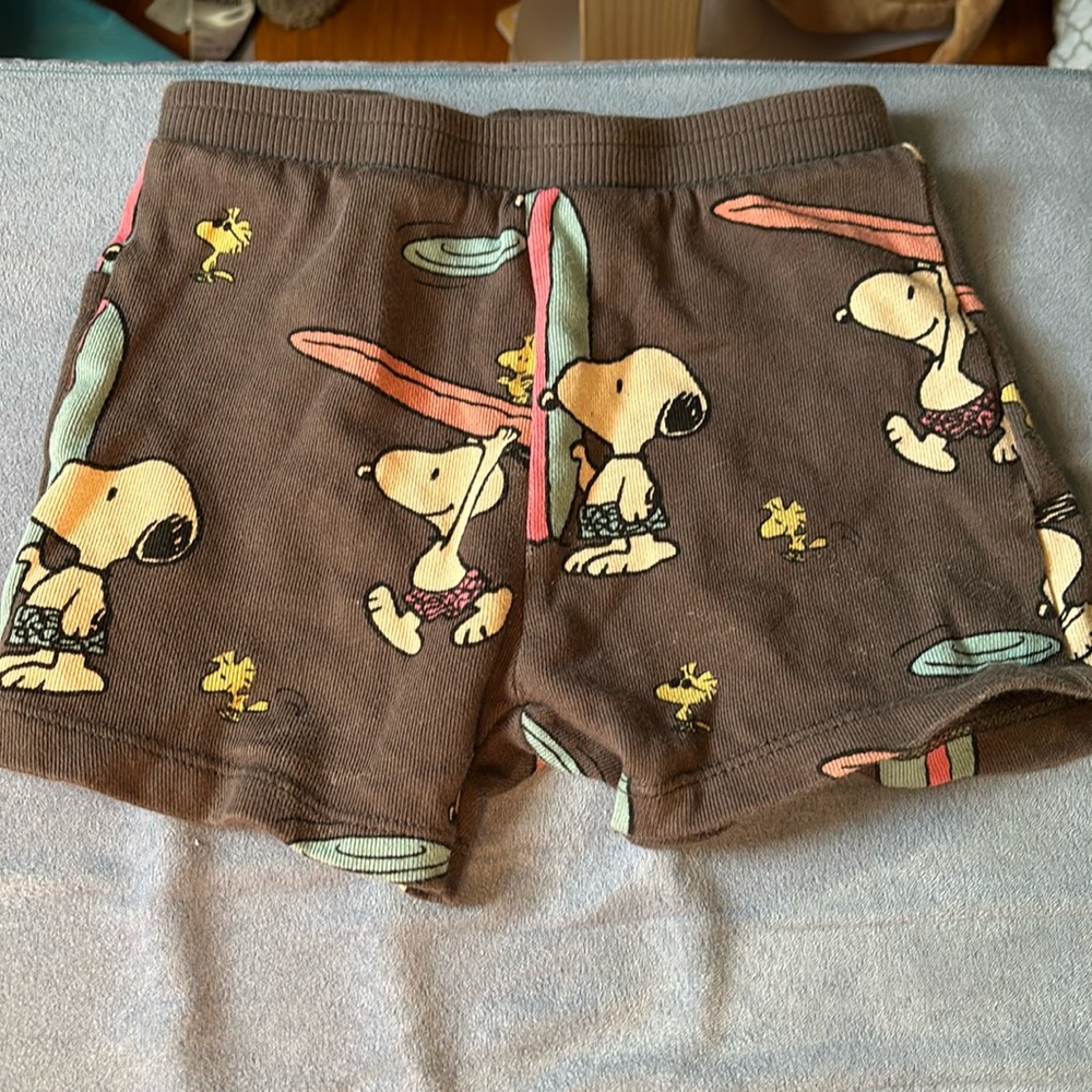 Zara kids Snoopy shorts - Picture 2 of 4